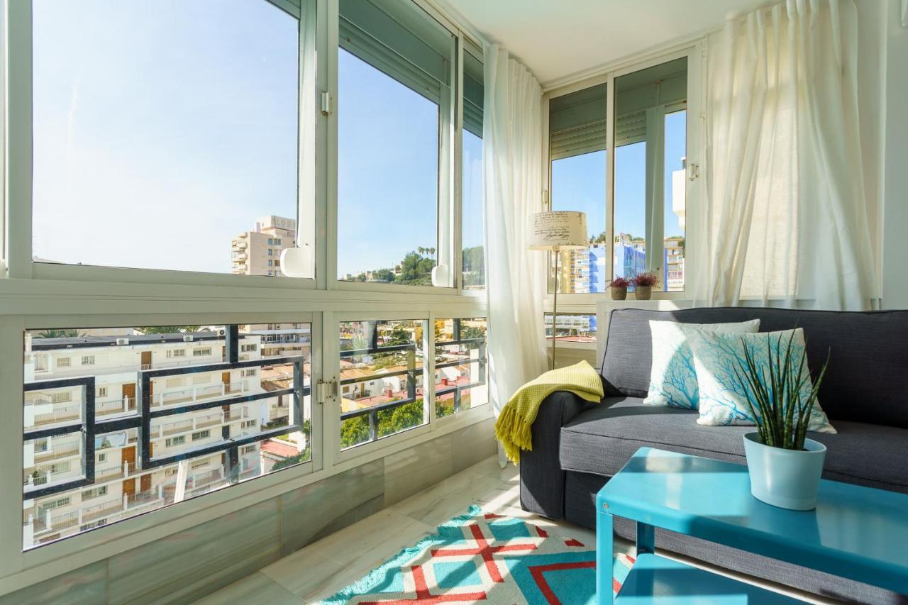 Malagasuite Carihuela Apartments Торремолинос Экстерьер фото