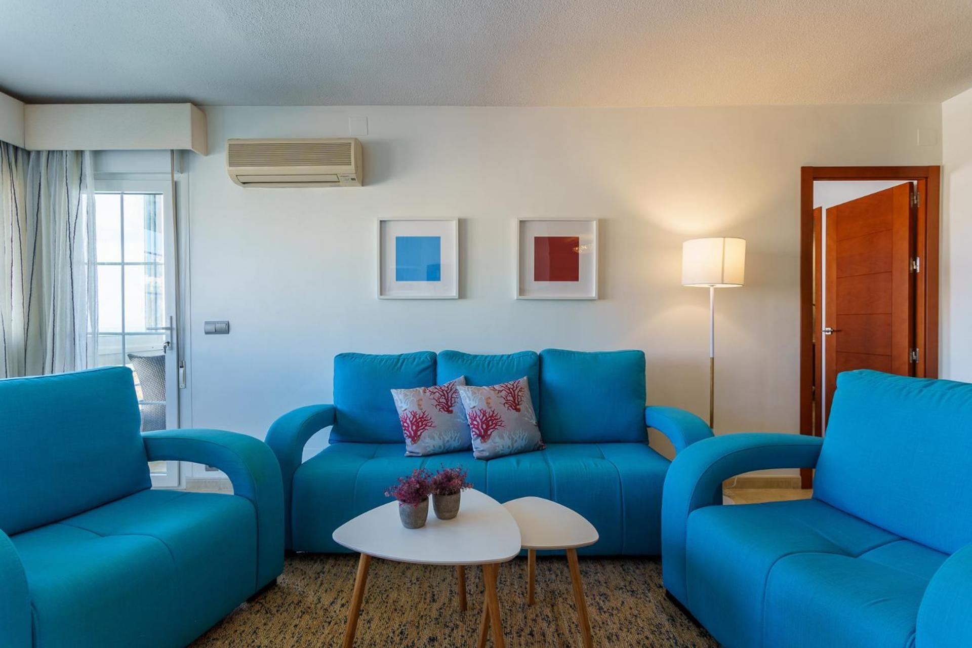 Malagasuite Carihuela Apartments Торремолинос Экстерьер фото