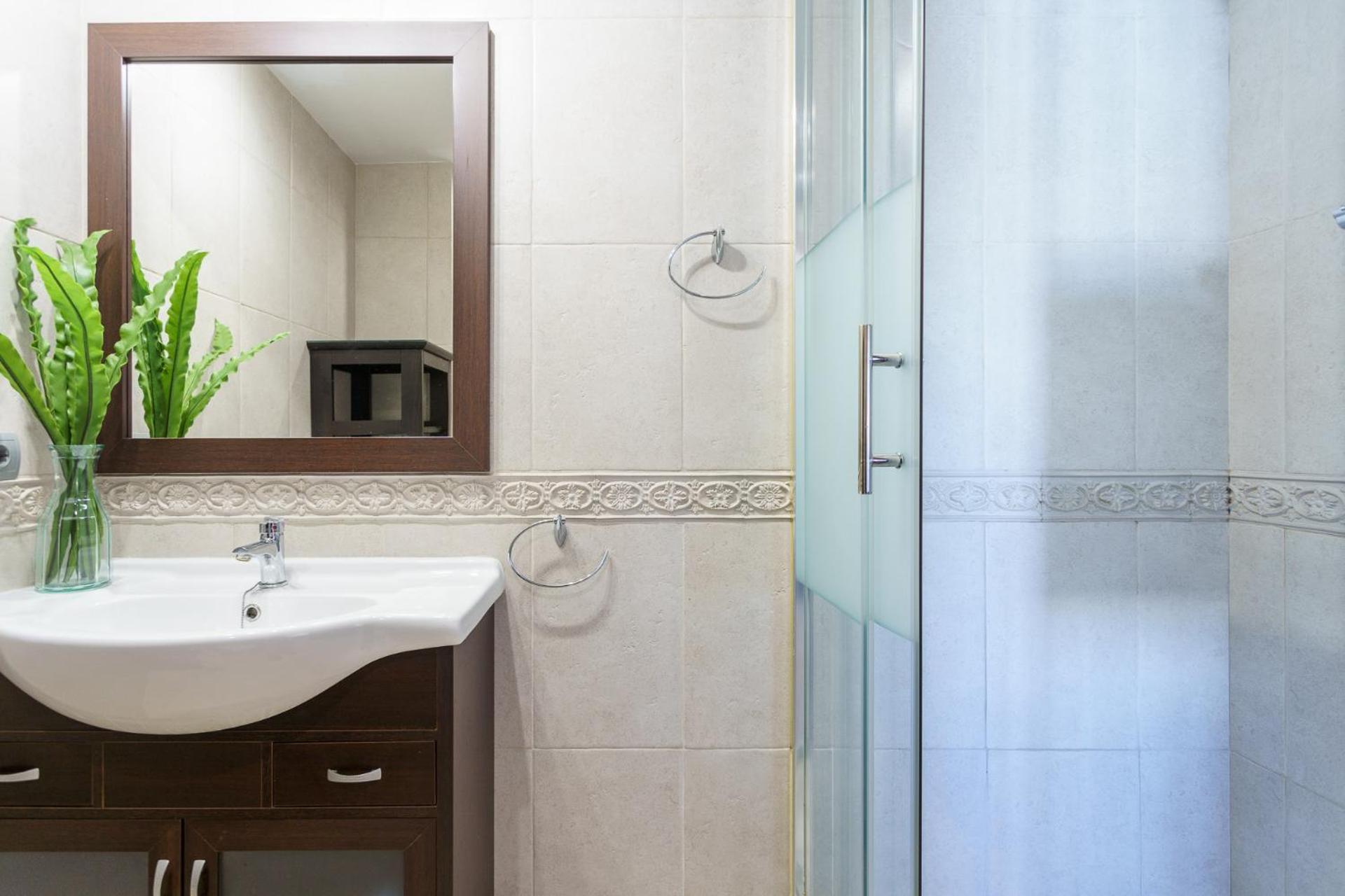 Malagasuite Carihuela Apartments Торремолинос Экстерьер фото